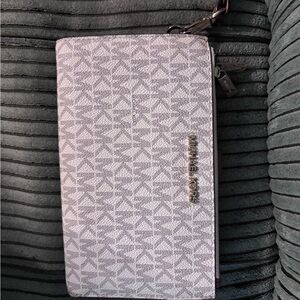 Michael Kors Monogram Gray Wallet
